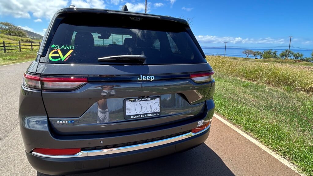 IMG_JC_DkGrey_1661-scaled