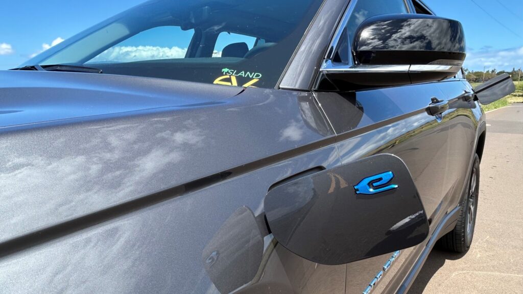 IMG_JC_DkGrey_1682-scaled