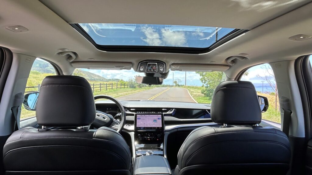 IMG_JC_DkGrey_1684-scaled